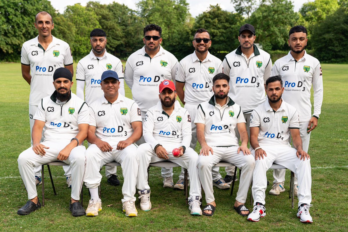 SportsmanCC's tweet photo. 🇺🇵🇩🇦🇹🇪: A massive thank you to @SynergyBioUK for sponsoring our new kit. Also thanks to @windmillABC for the support and the wonderful kit designed and supplied by C3 Sports #cricket🏏 #kit #sponsor #team #uniform #prod3 #health #summer2023 #birmingham https://t.co/Jb5MAtSr1A