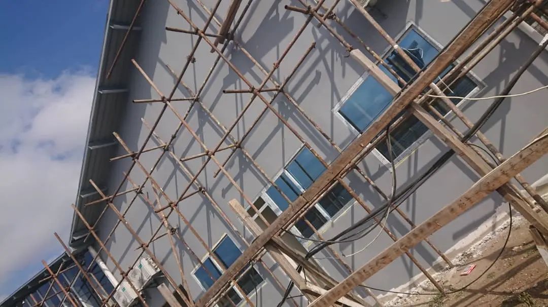 date_africa's tweet photo. 🇹🇿Tanzania : The construction of the passenger building at Arusha Airport is ongoing.
Ujenzi wa jengo la abiria katika Kiwanja cha Ndege cha Arusha ukiendelea.
#utdatanzania #utdainfo #utdaswahili #utdapassenger #utdaarusha #utdaarusha_airport https://t.co/zMqQszyU2U