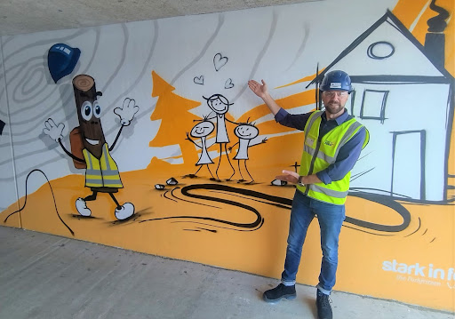 Have you met Baumi? The Mercer Timber Products "little tree" showcases Mercer's 9 Life-saving Golden Rules. Team members and visitors of the Friesau sawmill can see how the golden rules ensure we all get home safe and healthy at the end of each day.
bit.ly/3XxwmEz