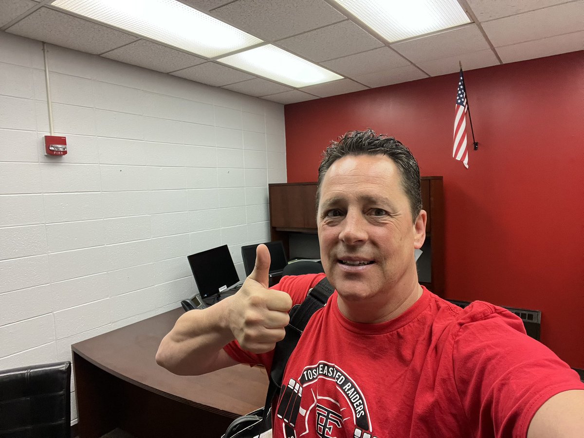 Nick Hughes tweet media