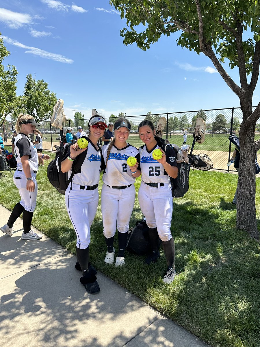 AsNat18UMadden's tweet photo. Sparkler game #2 Bomb Squad⬇️⬇️⬇️ 

@karsengriggs @JaleyJames @DallyEngle https://t.co/n60Ki4qr7t