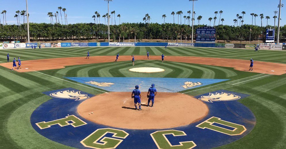MatthewKavanau2's tweet photo. Thank you NSU for the last four years.
With that being said I am super pumped to announce my commitment to play baseball at Florida Gulf Coast University. @FGCUBASEBALL #WingsUp https://t.co/4fMjGCusos