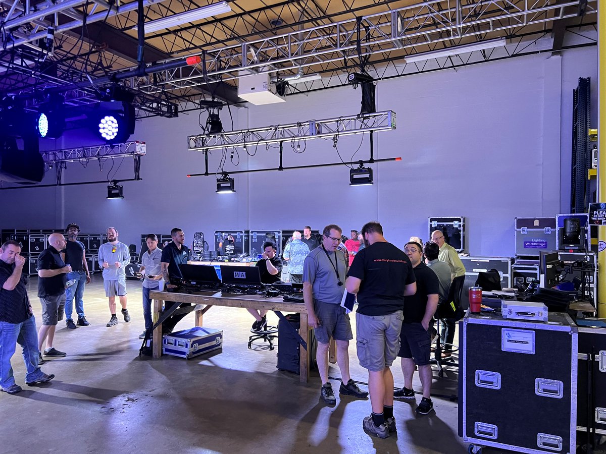 skmacdaddy's tweet photo. We had a great time grilling out and talking @CHAUVETpro and @ChauvetDJ lights with our friends from @4Wall and Atmosphere!
#4Wall #atmosphere #liveevents #rentallights #eventlighting #productionlighting #lightingproduction #SKMac #manufacturersrep https://t.co/UeTTJfjAv3