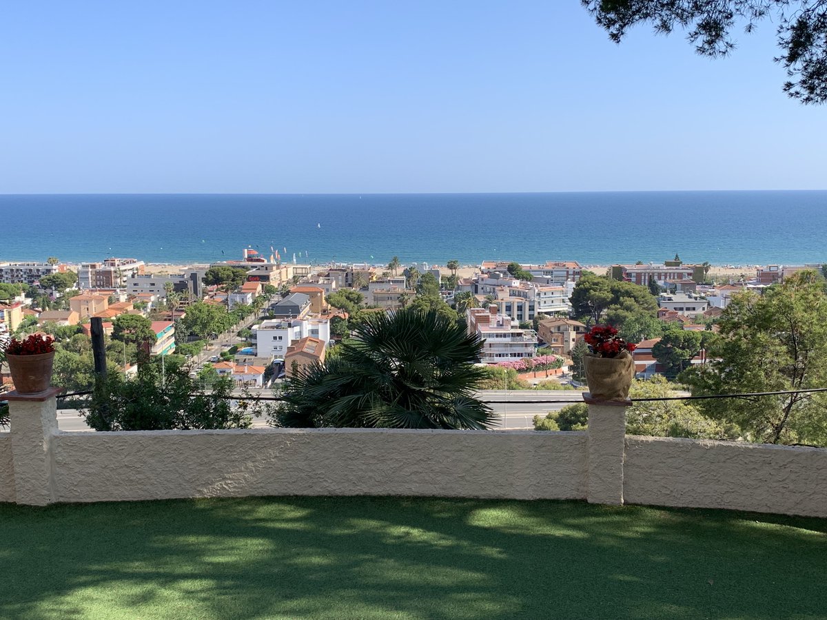 tomo_matsuuraG's tweet image. I enjoyed meeting new friends at the Gordon conference. Heading back to Japan tomorrow.
grc.org/membrane-prote…
#artificialcells
#membrane_proteins
#Synbio