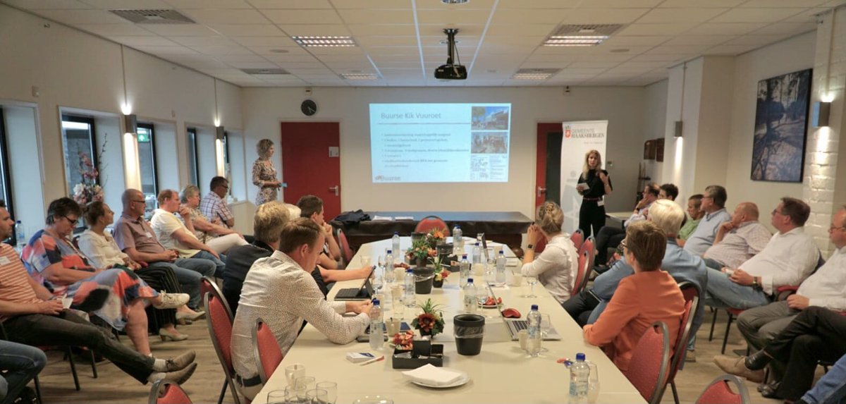 “Sámen de schouders zetten onder de grote uitdagingen van deze tijd” was een rode draad in de inspirerende gesprekken die ik vandaag tijdens mijn ambtsbezoek aan <a href="/gemhaaksbergen/">Gemeente Haaksbergen</a> mocht voeren met B&amp;W en gemeenteraad en met gedreven vrijwilligers uit het prachtige <a href="/buurse/">Buurse</a>
