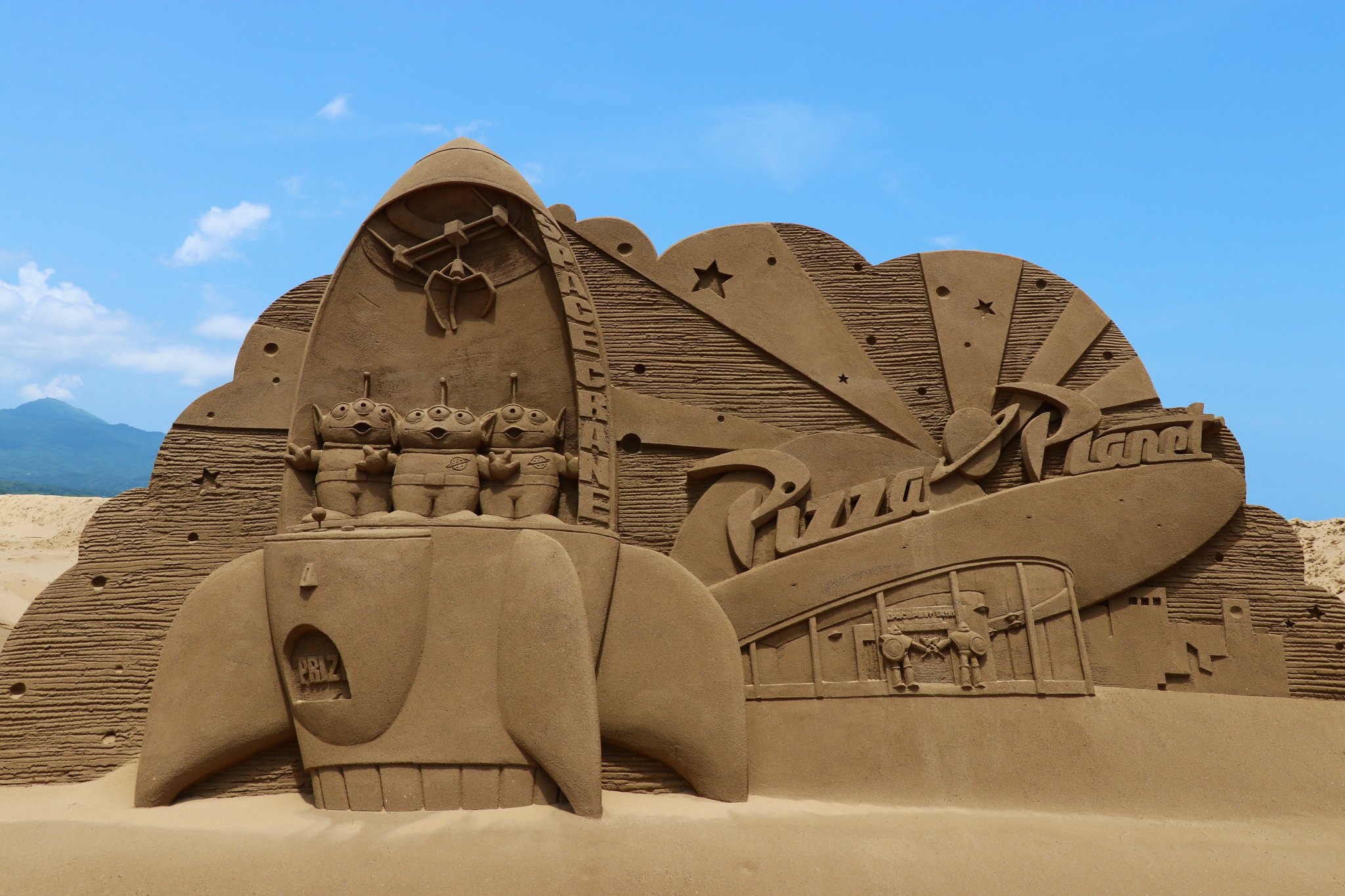 Pixar on X: OoOooh! Out-of-this-world sand art! 15 artists around the  world created 16 Pixar-themed sand sculptures for this year's Fulong Sand  Art Festival in Taiwan to celebrate #Disney100! See them all! (1/4)   /