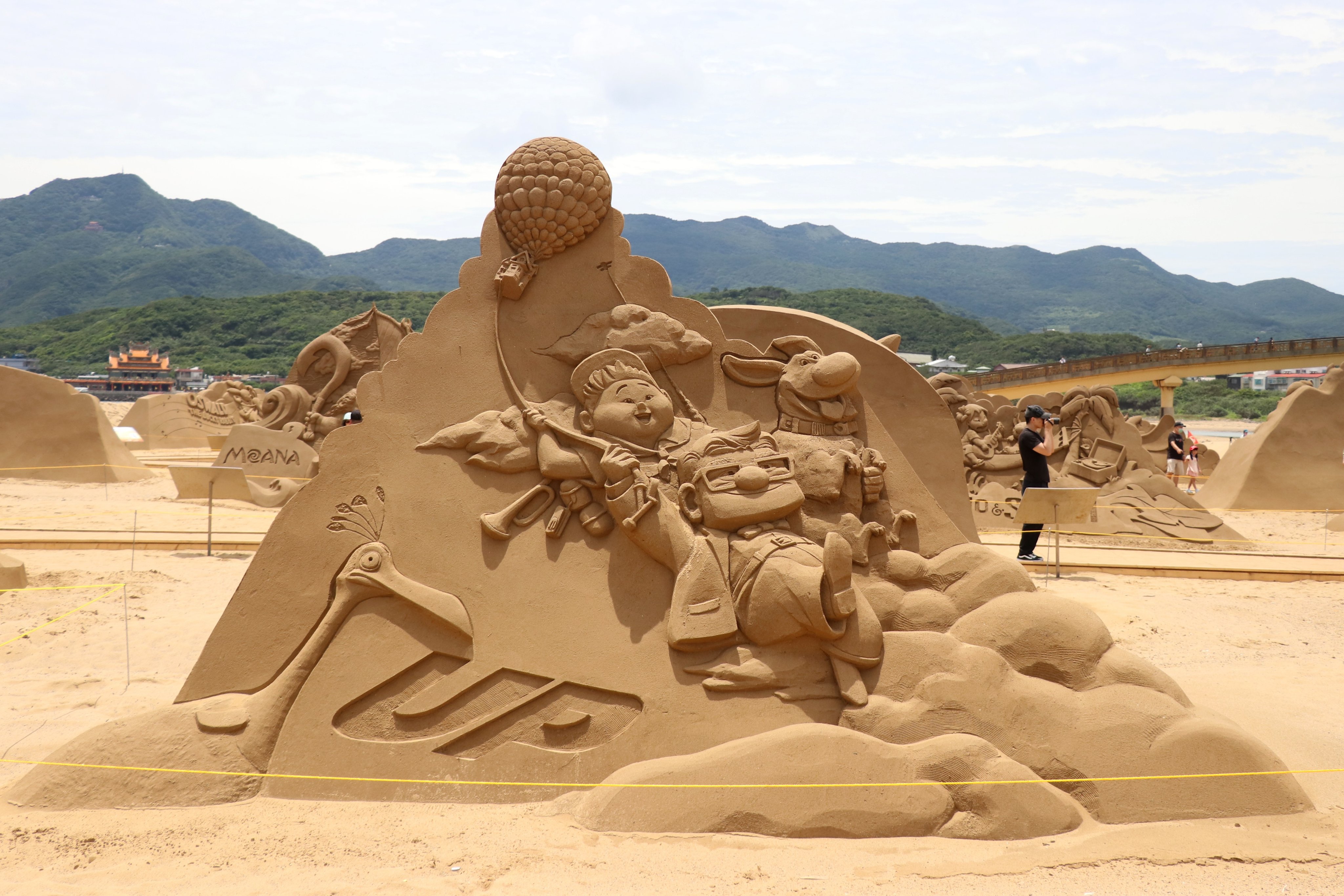 Disney Sand Sculptures at Taiwan's Fulong Beach - TaiwanPlus