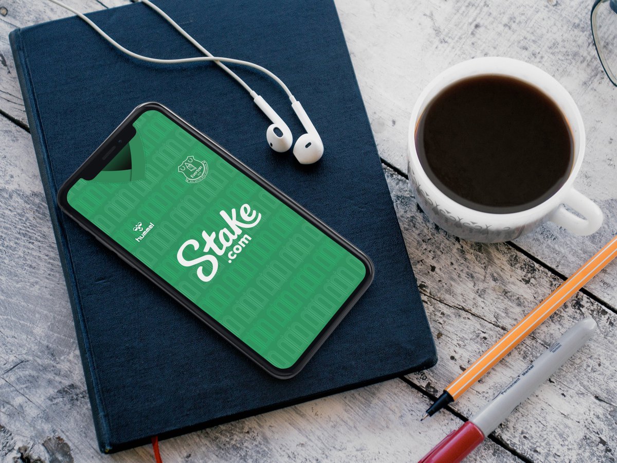 F0reverEvert0n's tweet image. They&apos;re here! For the 2023/24 season the brand new Everton and Hummel home goalkeeper and player shirts as high quality smartphone wallpapers FREE.

Link to access them in the comments, please RT. 💙