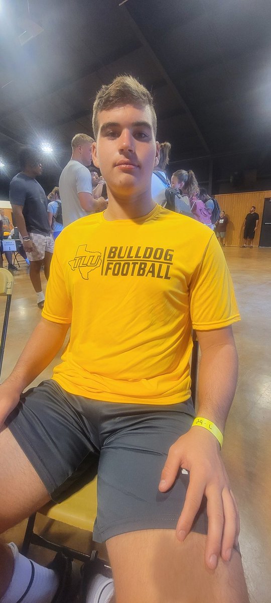 Mrs_SReed_10's tweet photo. @aiden10reed ready for the TLU Football Camp! #Bulldogs @TLU_Football #alumnimom #classof2002 https://t.co/t5DYzR0Liv
