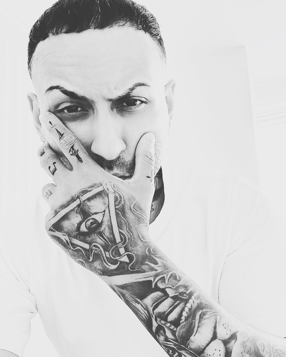 🎵I got some tatts upon my arm, more than just a saying🎵💀🩸#music #rap #rapper #ukrap #hiphop #grimemusic #trap #drillmusic #grime #instamusic #tattoo #tattoos #sleevetattoo #inked #explorepage #blackandwhite #photography #follow #kansah #musically