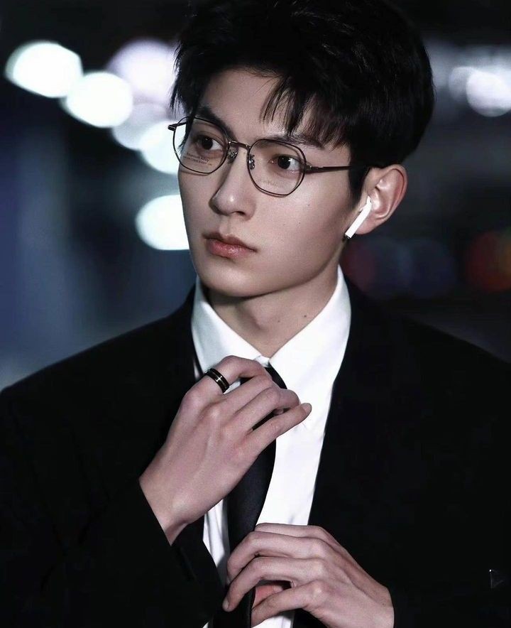 chispita_dramas's tweet image. Terminado el #cdrama #MyLethalMan
No me gustó tanto, terminó convirtiéndose un poco en la Rosa de Guadalupe con la exageración de la trama. Luego es que no conecté con ningún personaje excepto el protagonista, literalmente él ha sido mi trama jajajajajaa