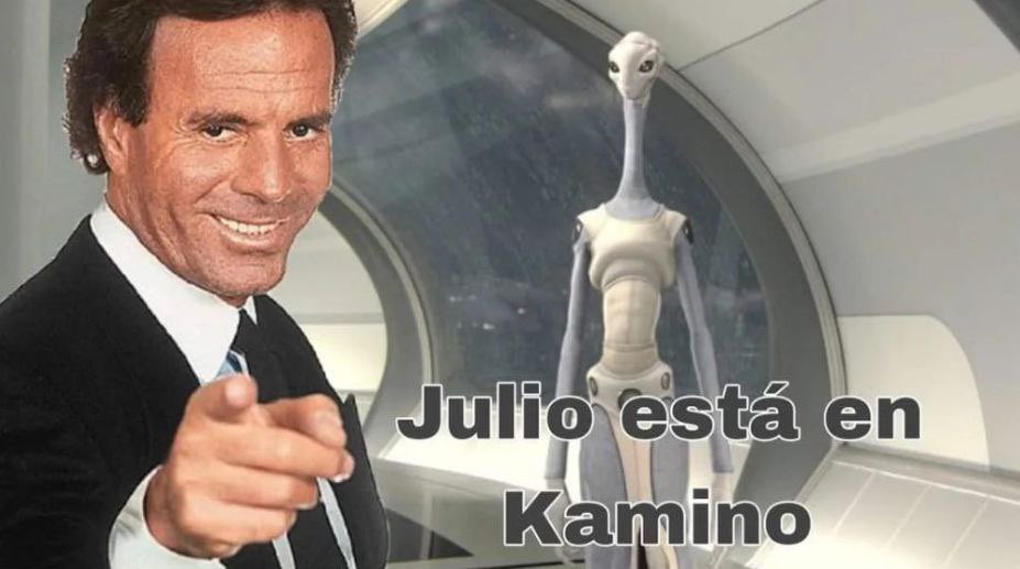 Solo vengo a ver a quiora es el futbol y a dejar esta beieza. Se me cuidan ✨