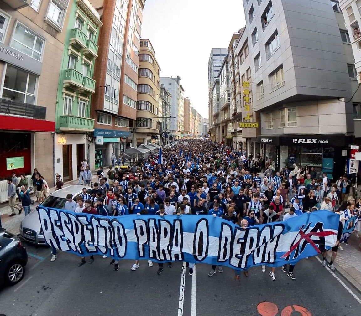 Riazor Blues tweet media