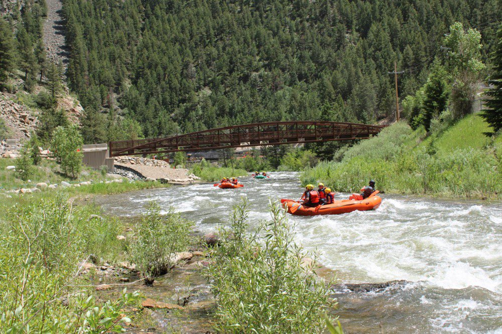 LawsonAdventure's tweet photo. Great day and great fun rafting, doing ATV &amp; RZR trips, and serving up amazing meals at our bar &amp; grill! 
#lawsonadventurepark #colorado #barandgrill #ztv #rzr #rafting #whitewaterrafting #summer #mountains #outdoors https://t.co/J8ORV2T6mQ