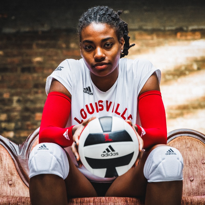 GoCards's tweet photo. "Love has saved me tears, love has saved me pain, and love has saved my life on multiple occasions."

The Power of Love, By @aikojonesja
Full Story: https://t.co/rkEuxbZ56t

#GoCards x #PrideMonth 🏳️‍🌈🏳️‍⚧️