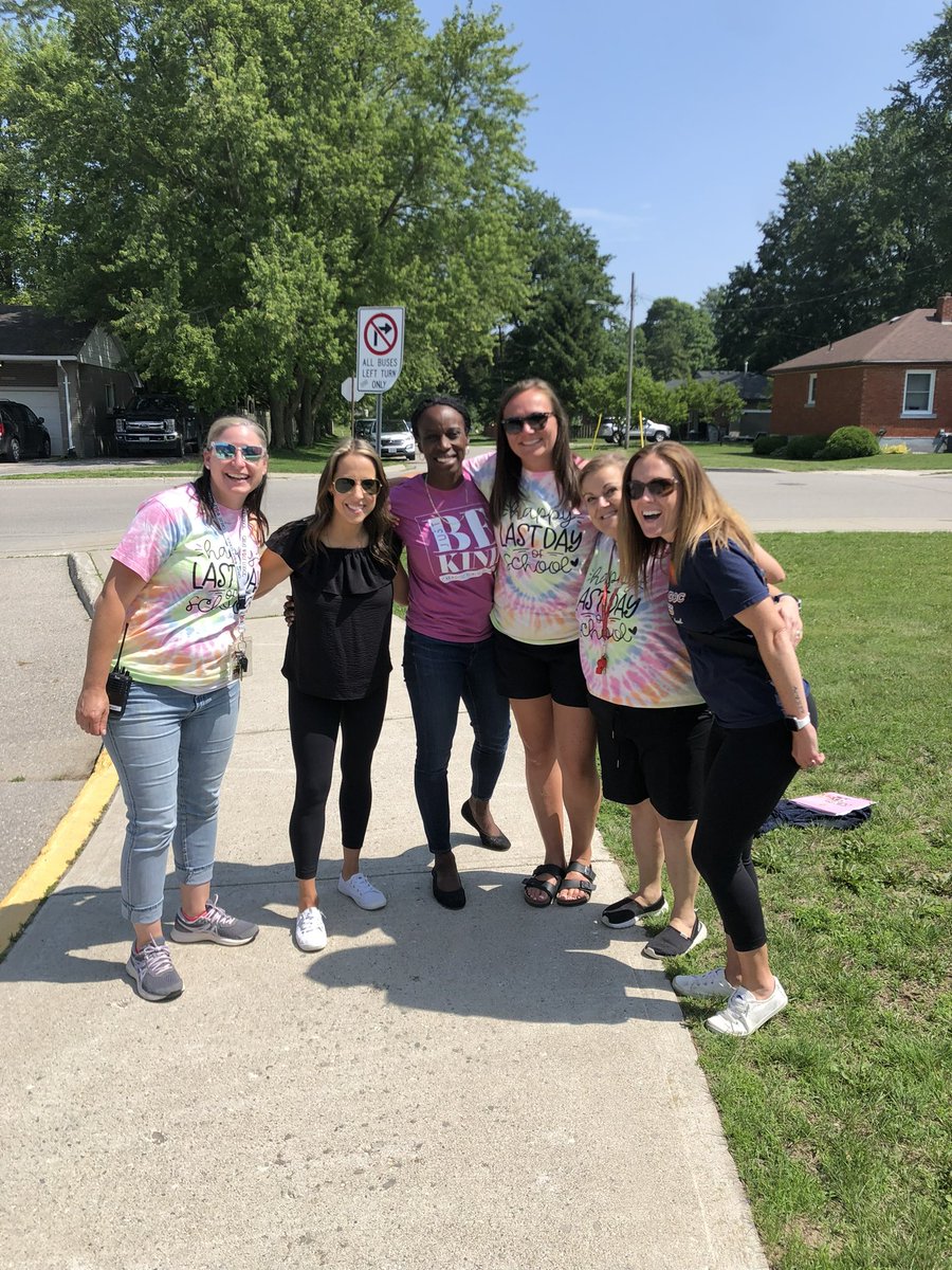 Take good care of her <a href="/StoneyBSharks/">StoneybrookSharks</a> and <a href="/andreachevali11/">andrea chevalier</a>! She will be missed so much <a href="/CaradocPS/">Caradoc Public School</a>! Mrs K we 🧡💙 U! <a href="/BartlettBritt1/">Brittany Bartlett</a> <a href="/FatimaLeal21/">F. Leal</a> <a href="/AmyStubbs10/">Amy Stubbs</a> Once a Coyote, always a Coyote! You hit the VP jackpot!