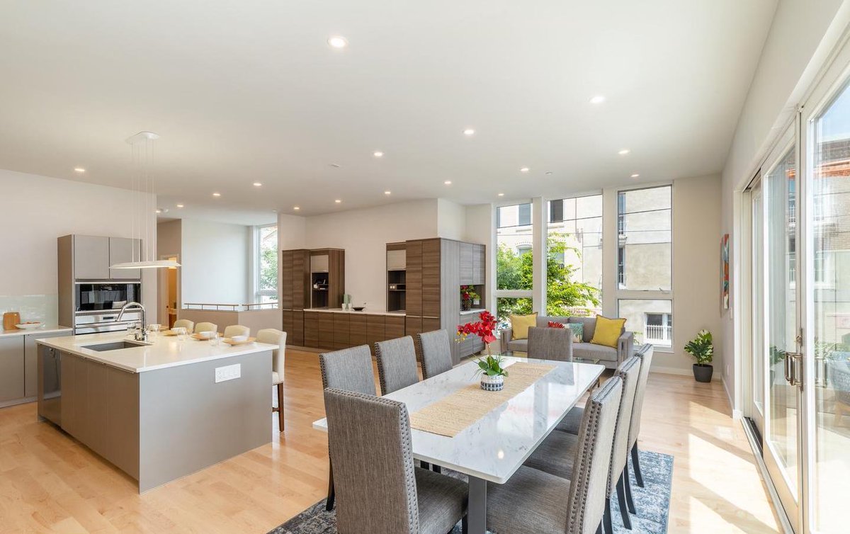 TheSivelGroup's tweet image. Experience luxury living at its finest at 501 S 12th St #A, an exceptional home in Washington Sq West. 

search.thesivelgroup.com/brightmls/1-PA…

#chefskitchen #spabath #centercityviews #beautifulview #dreamhomes #luxehomes #newhome #walktoeverything #fireplace #beautifullydesigned