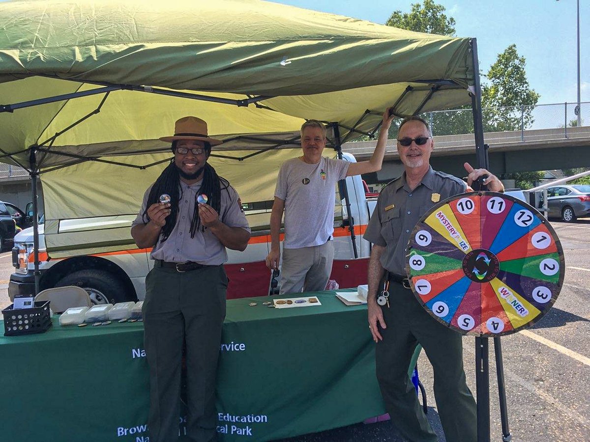 BRVB_NHP's tweet photo. Thank you to everyone who came to the NOTO Arts and Entertainment District to support Topeka PRIDE!  We had the honor of setting up a tent near Studio 62 with games, prizes, and interpretation for a fantastic crowd of eventgoers. We hope to see you all next year!
#BRVB https://t.co/5u6wEdNAP4