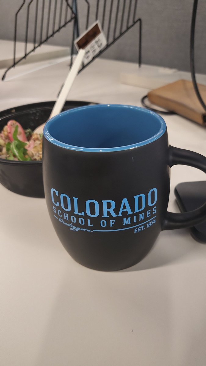 Hannahkat02 tweet media