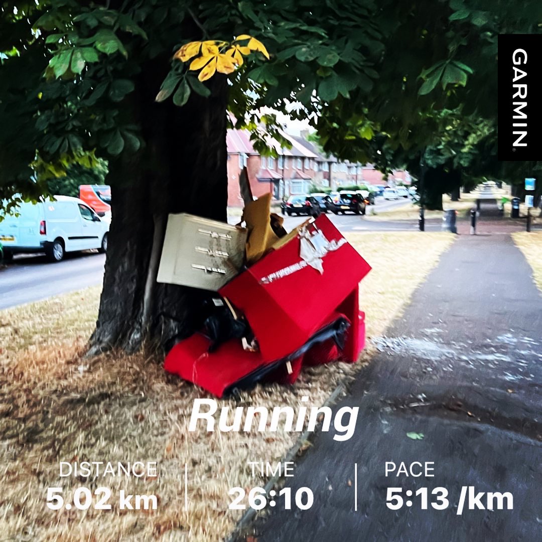 29/30 ✅
My fast is your slow and I like it 😊
Definitely battery in my HR strap is gone 😤
Tomorrow is last day of June challenge 💥
From 1st of July it will be 31 days of activity everyday 🙂
#slowherochallenge 
#slowherojune30 
#slowheroteam 
#hanwell
#ealing
#london
