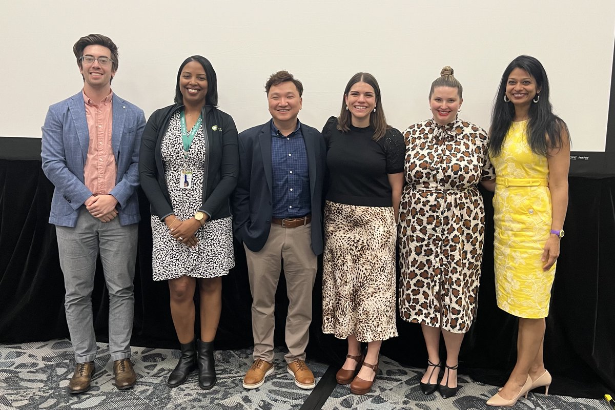 TXFamilyDocs's tweet photo. Thank you to the Dallas-area members who volunteered with us at the HOSA International Leadership Conference last week! @TexasHOSA #FMRevolution #TAFP https://t.co/m6m6SJolPB
