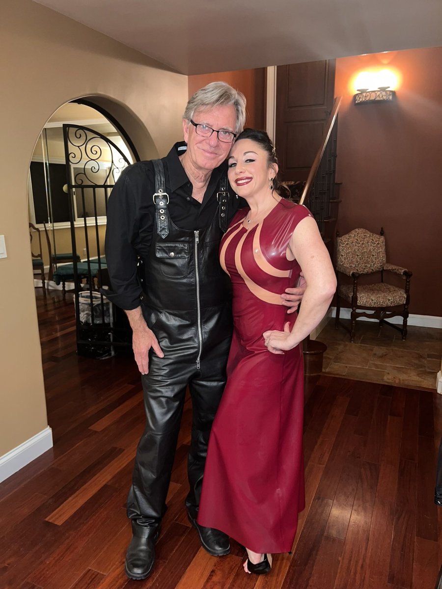 Ms. Jewell Marceau on Twitter: "Enjoying a fun evening with my long