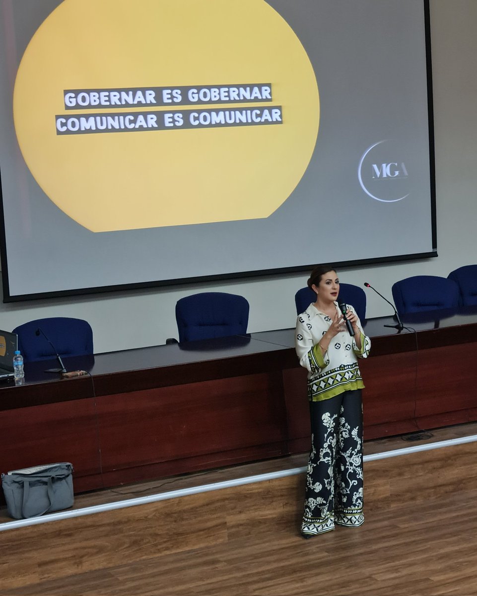 CIEESec's tweet photo. @magrazziaacosta asevera que para no culpar a la comunicación es indispensable gobernar y gestionar, para lo cual se deben crear consensos desde el día uno, entender la agenda ciudadana y, actuar como un todo, sin divisiones. #COMPOLOCAL https://t.co/A2DMCxTwyM