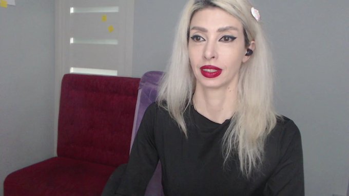 I'm online @MyFreeCams! #onmfc https://t.co/PlGLdxpm31 💚 https://t.co/OKDbPLSD6K<a class="tags" href="/tag/myfreecams">@myfreecams</a><a href="/tag/onmfc"class="tags">#onmfc</a>