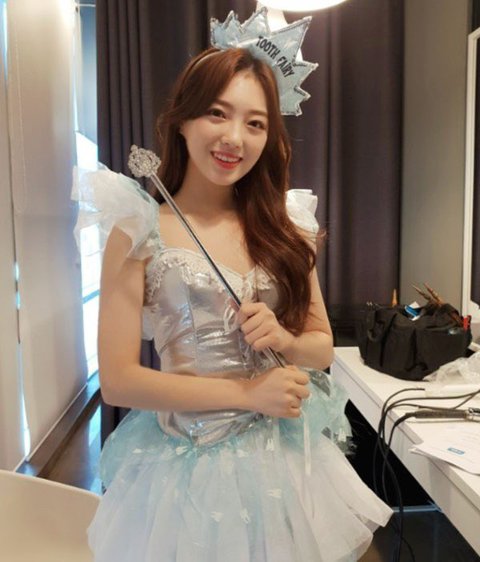 saturday_fan's tweet photo. ☁️

#세러데이 #Saturday #SUNDAYSWITHSATURDAY #HelpSaturday https://t.co/K9h1OCb50Y