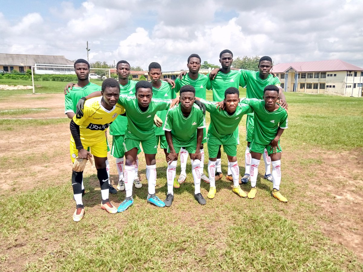 MrTawfiqgonja_'s tweet photo. The Ashanti Regional Inter-Schools Boys' Soccer Qualifiers
    QUALIFIED Schools for R32: 

• Tweneboah Kodua SHS
• Obuasi Sec. Tech 
• OKESS 
• Aduman
• Kumasi High School 
• Ejuraman
• T.I Amass,Fomena
• Church of Christ

 #InterSchoolsGames  #MrGonjaWrites✍🏼 https://t.co/sXNskbFVIR