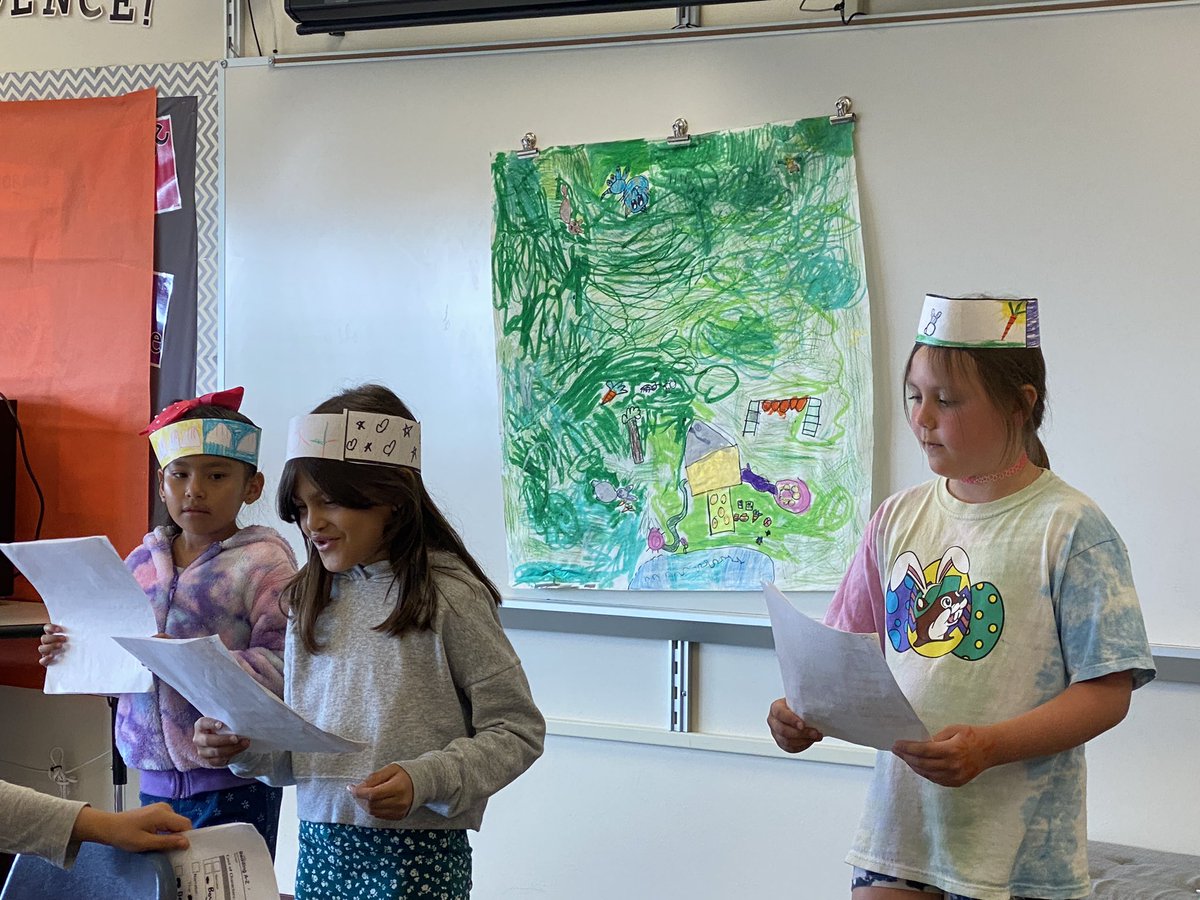 D73Hei's tweet photo. These were some proud readers for their performances this morning during Reader’s Theater! @District_73 #BetterTogether #SummerFun https://t.co/InWatkLu8G