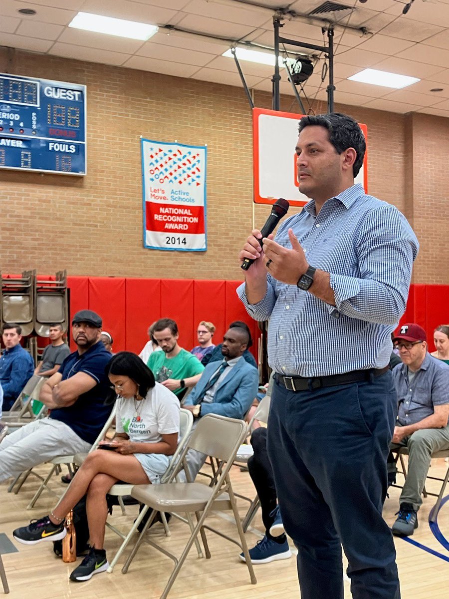 TomZuppaJC's tweet image. Thank you @SafeStreetsJC Commissioners @WilliamBillOdea and Yraida Aponte-Lipski for hosting an important discussion on #VisionZero, congestion, transit &amp;amp; quality of life issues affecting #JSQ residents who need relief including improved PATH service and progress on #MarionPATH