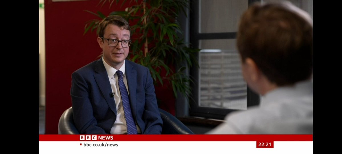 EthanVickers04's tweet photo. Guess who was on BBC News at Ten tonight defending Boris Johnson after the privileges committee found him guilty of lying to parliament https://t.co/RrxPpXNHlC