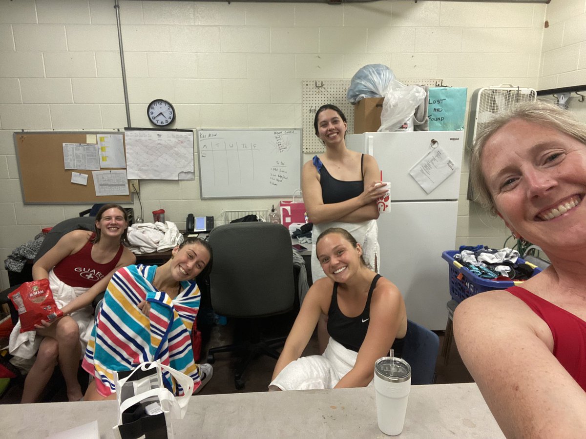 KempErika's tweet photo. #OccupationalTherapy is trending today! From my research lab to yours, let’s continue to facilitate participation in life for all clients! -AquOTIc Team- https://t.co/i8VkYWPA3j