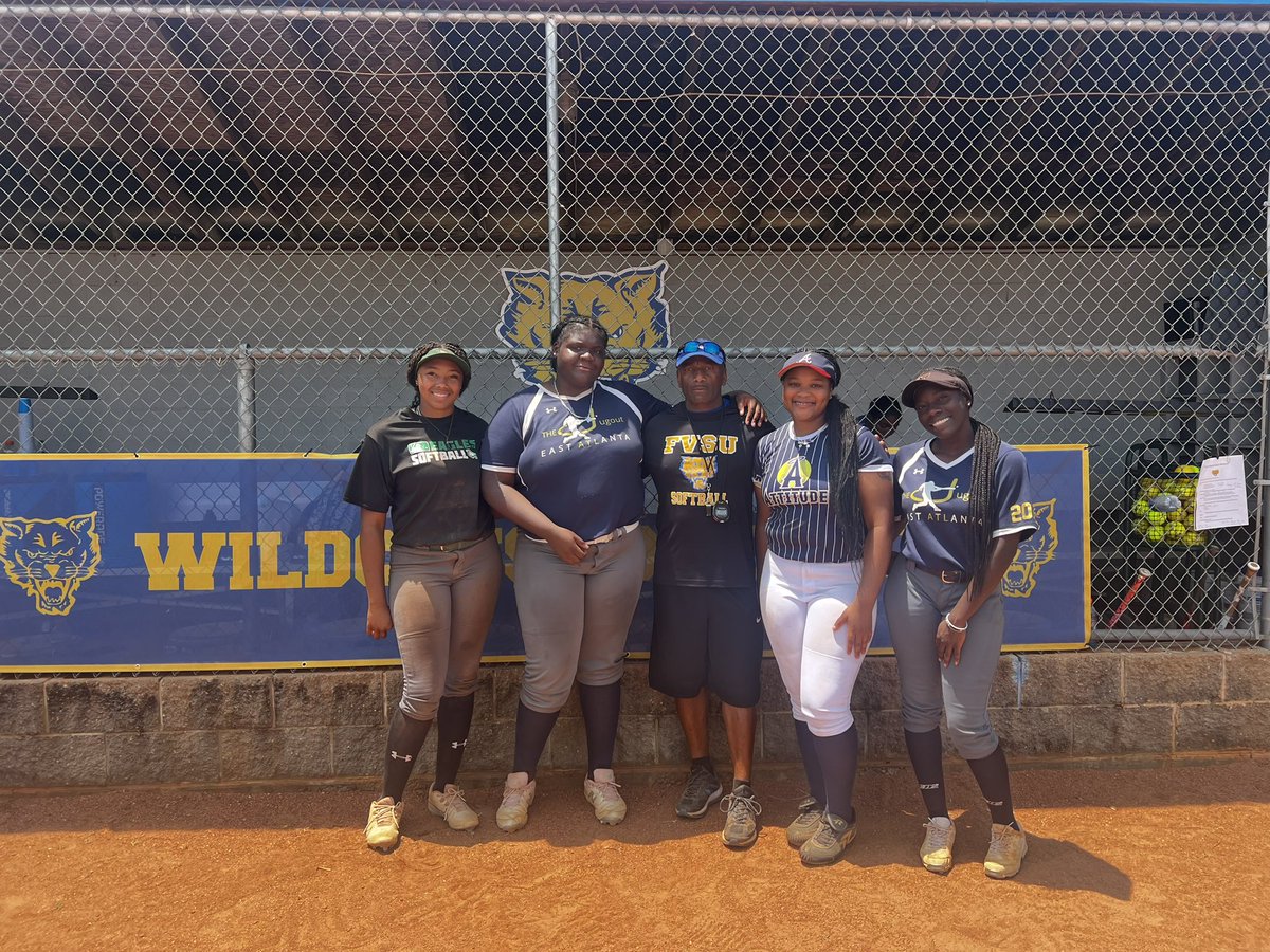 EAD Attitude 18U tweet media