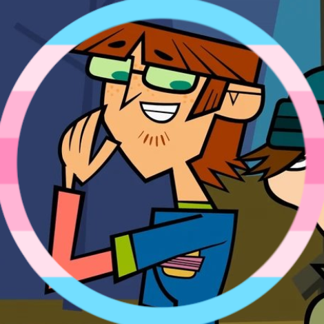 dailytdhcs's tweet photo. the first td headcanon of the day is transfem harold! (she/he)
#totaldrama #totaldramaharold https://t.co/eKQnolOma5
