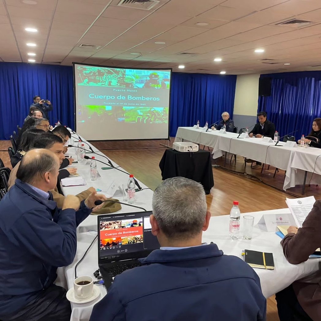 Cuerpo de Bomberos de Puerto Montt tweet media