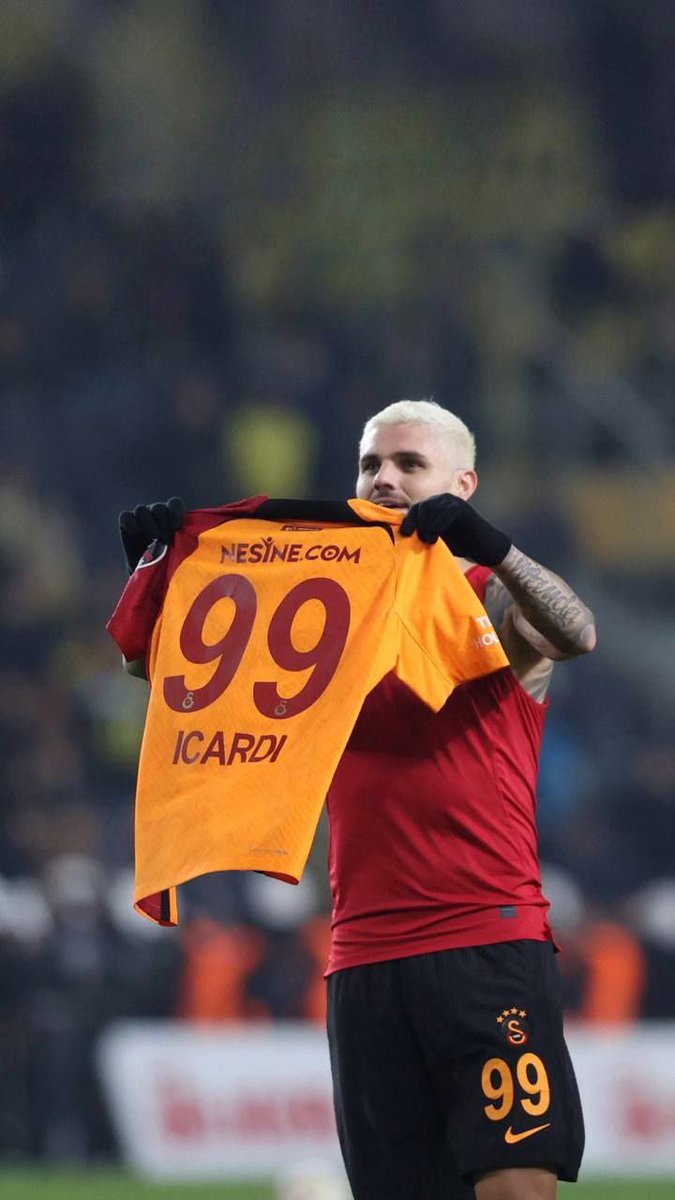 İYİ Geceler GALATASARAY Ailesi.