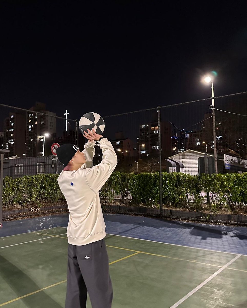 MiraeMexico's tweet photo. (Actualizacion) 28•06•23
(Instagram MIRAE)
[ #Lien ]
El MVP de hoy es ➡️🏆
Trad: @miraemexico 
#MIRAE #미래소년
#NOW #나우 #리안
#SHIMADASHOU #시마다쇼 https://t.co/RVTnKlcUit