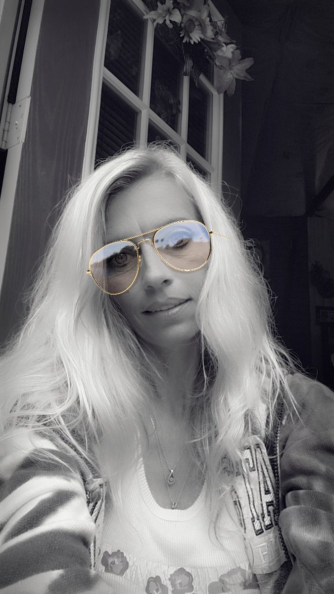 StigersRuth's tweet photo. #thursdayvibes 🌧 https://t.co/w1XcYubRrO