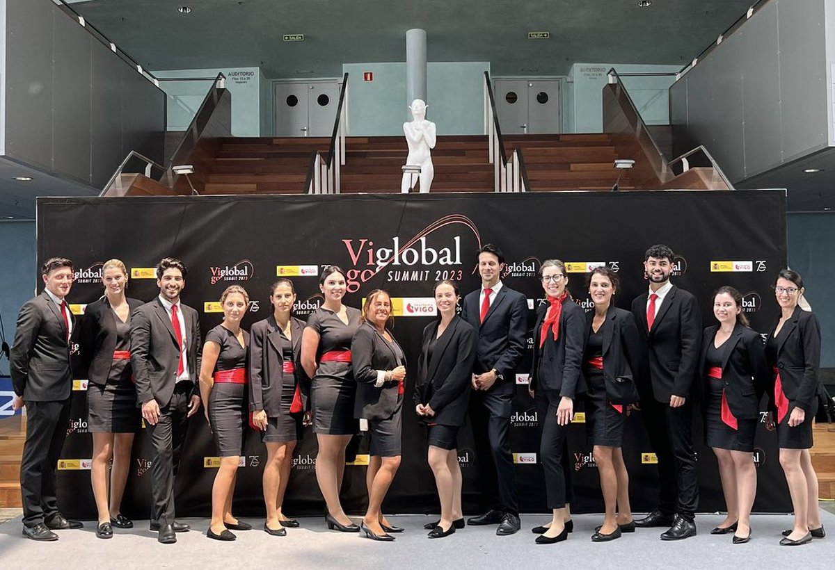Esta semana nuestro equipo apoyó a la organización del #vigoglobalsummit2023 en <a href="/pcongresosvigo/">Auditorio Pazo de Congresos Mar de Vigo</a> 
evento con el que el Consorcio de Zona Franca de #Vigo celebró su 75 aniversario, con la participación de empresarios, economistas y dos premios Nobel de Economía
