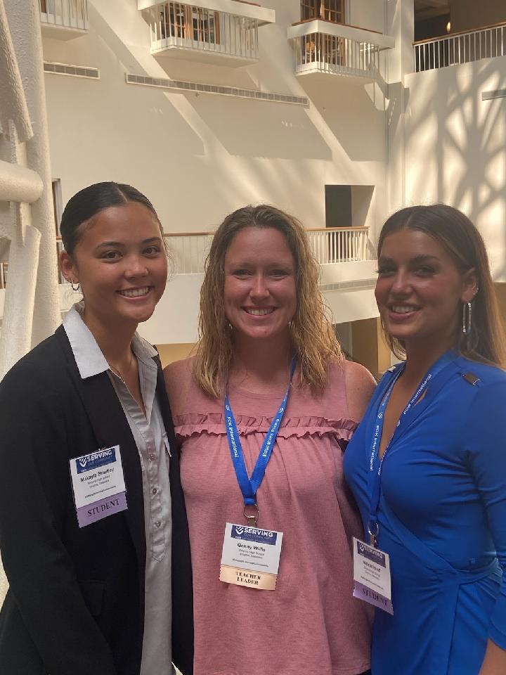 Smyrna's Makayla Brantley and Alexia Inhof moved the judges to tears during their Researching Learning Challenges competition.  <a href="/DEDeptofEd/">DE Dept of Education</a> @SmyrnaSupt <a href="/smyrnahs/">Smyrna High School</a> <a href="/DEPathways/">Delaware Pathways</a>