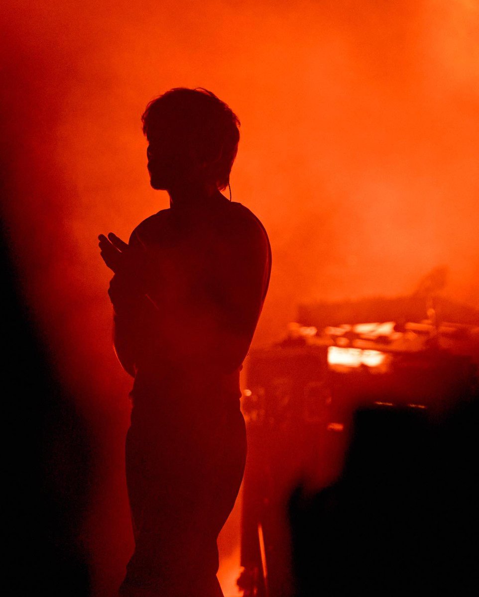 Louis Tomlinson, live from Wamu Theater. #FaithInTheFutureSeattle 6.24.23 📸: Julia Silverman