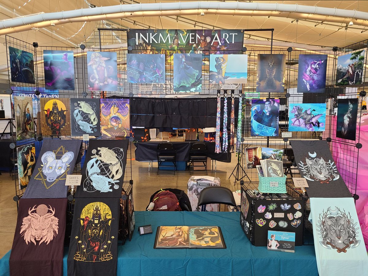 Hey friends, it's been a while! We're all set up at #Anthrocon and very excited to see you tomorrow. 

I will have at-con commissions open (badges and toned linearts), and we have shirts literally hot off the presses. Stop by tomorrow and take a peek!