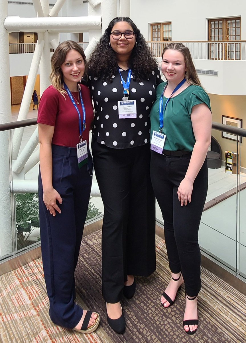 Smyrna's Madison Retzlaff, Elizabeth Nix, and Madison Williams presented research on their Reading Buddies Program during the Inside Our Schools competition. <a href="/DEDeptofEd/">DE Dept of Education</a> <a href="/smyrnahs/">Smyrna High School</a> @SmyrnaSupt <a href="/DEPathways/">Delaware Pathways</a>
