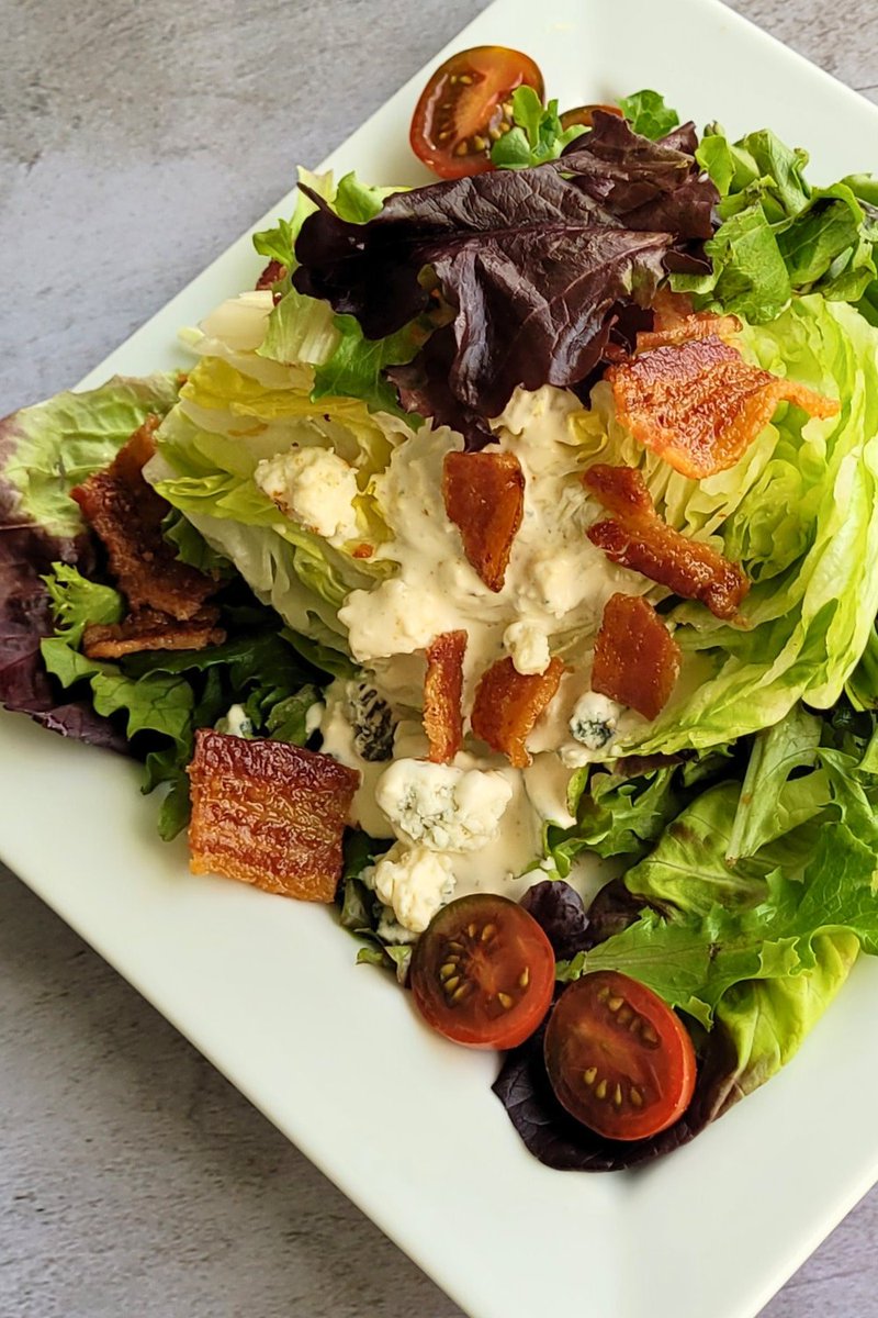 How to make #RuthsChris #Steakhouse #BlueCheeseDressing #Wedge #Salad 

linktr.ee/Restaurant.Rec…