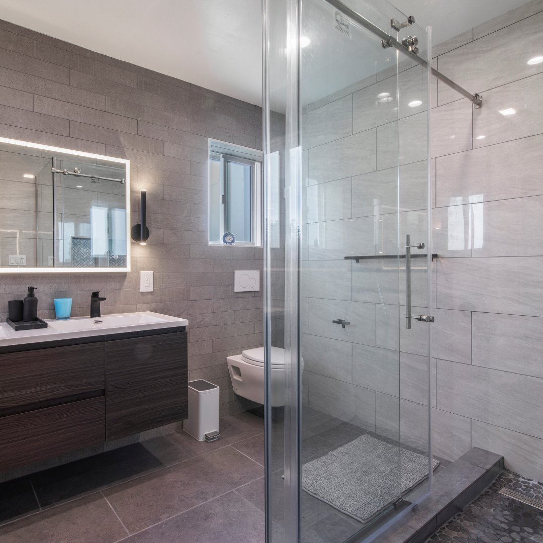 edrdesignbuild's tweet image. 🏠💡Tip of the Day:
🏡 Room Enhancements Boosting House Value: Amidst the fierce competition of Silicon Valley&apos;s property market, spicing up your home with additional rooms can significantly amplify its attractiveness and value.  #silconvalley #bayarea #roomaddition #newhome