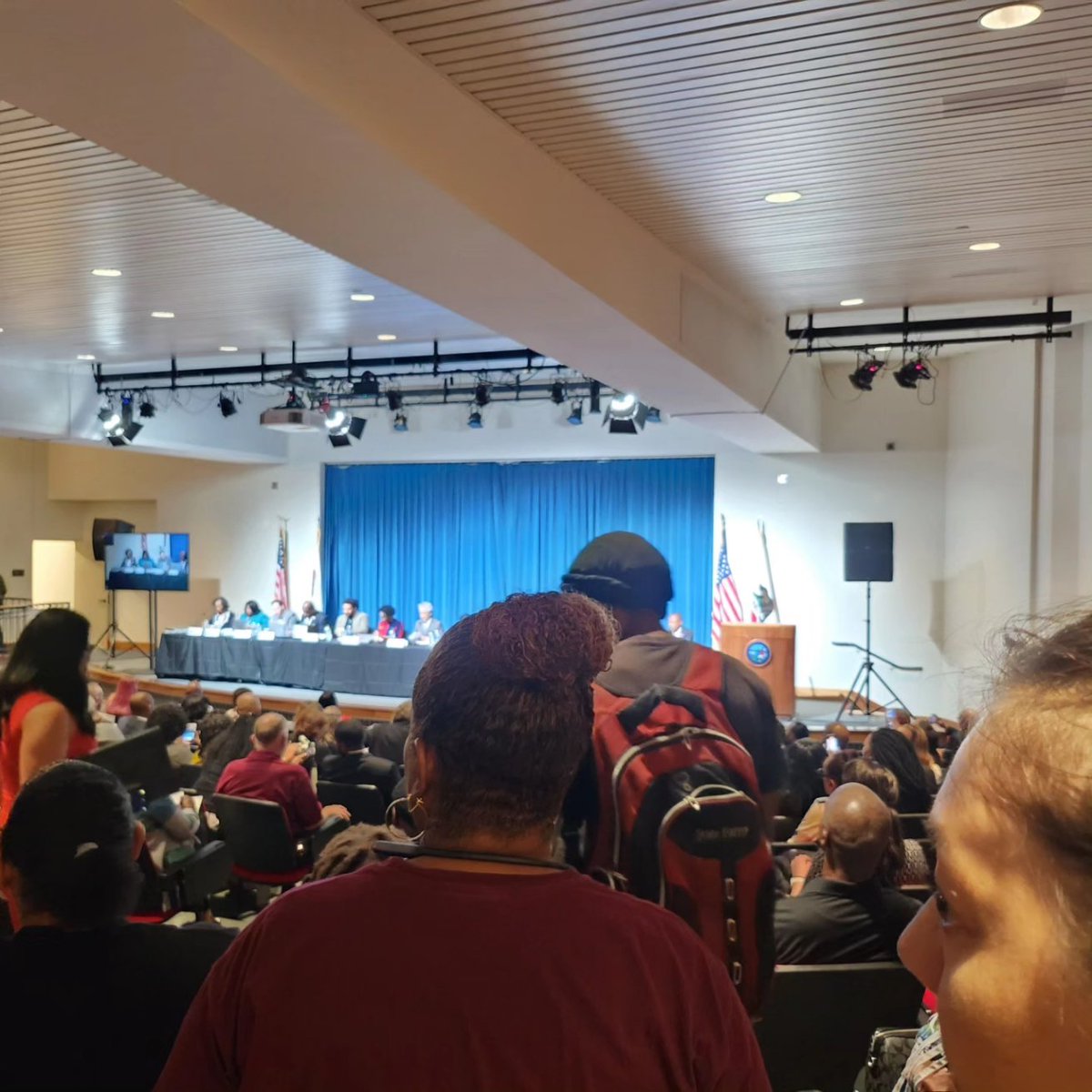 cjecofficial's tweet image. FULL HOUSE today @ the FINAL California Reparations Task Force Public Hearings in Sacramento!!! You KNOW @cjecofficial was in the HOUSE!! Stay tuned for more pics and scenes from the scene today!! #CaliforniaReparations #CaliforniaReparationsTaskForce