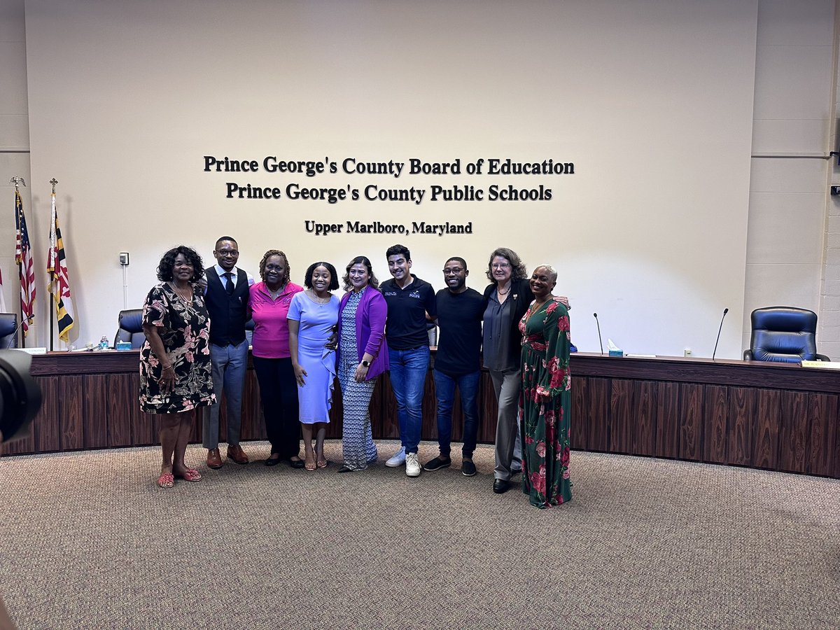 pam4pgcps's tweet photo. Welcome to the @pgcps Board of Education @RayneRiveraF, 2023-24 school year Student Member of the Board! 

#PGCPSproud @DuValHS20706 @PGC_BOE https://t.co/e4rp8GA4lT