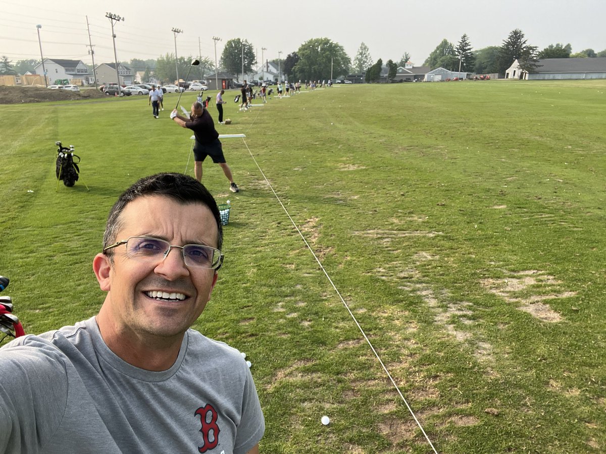 NG_NewGuy's tweet image. If I lived 100 more lifetimes I wouldn’t have thought this was possible. At the driving range with @jaygardner78 #learntogolf